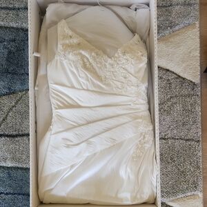 Elegant Light Ivory Beaded Wedding Dress